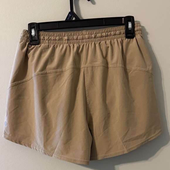 Lululemon Pace Rival Short - Picture 2 of 5